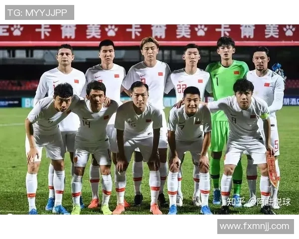 武汉足球队与重庆足球队赛后复盘团队协作分析与战术总结